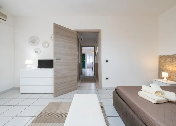 Noemi Апартаменты Пула